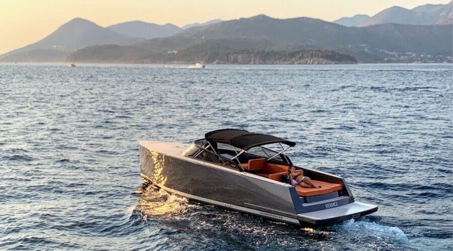 VanDutch 32